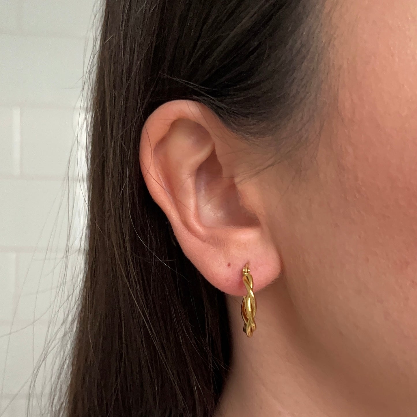 Nina Hoops